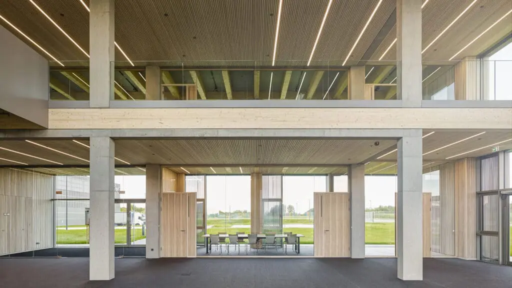 SWG_Halle_Buero_Holzbau