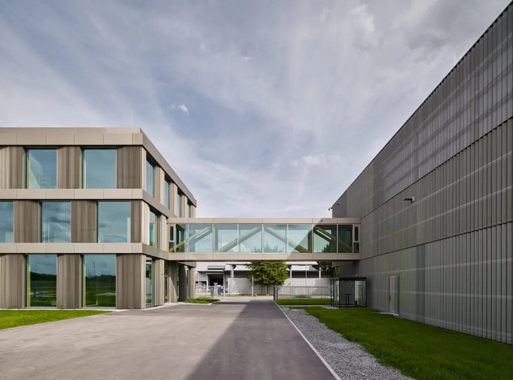 SWG Büro mit Halle