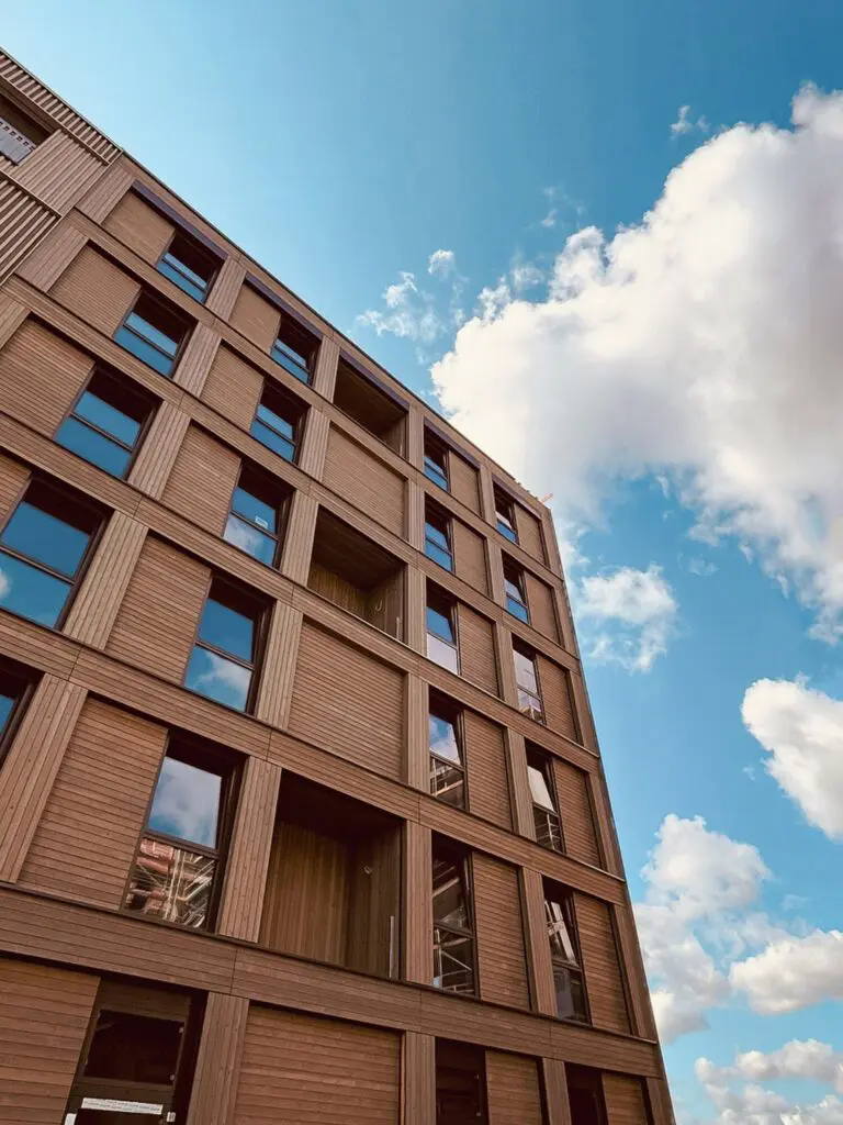 Stadthaus K7 in Holzhybridbauweise