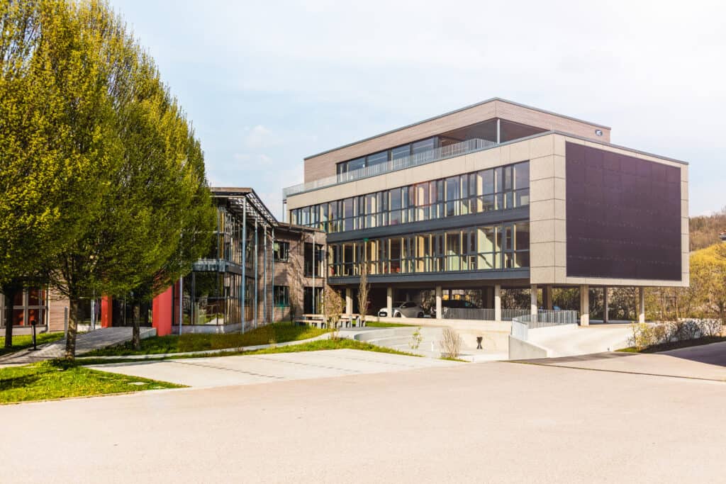 Bürogebäude Plan B Hüttlingen außen