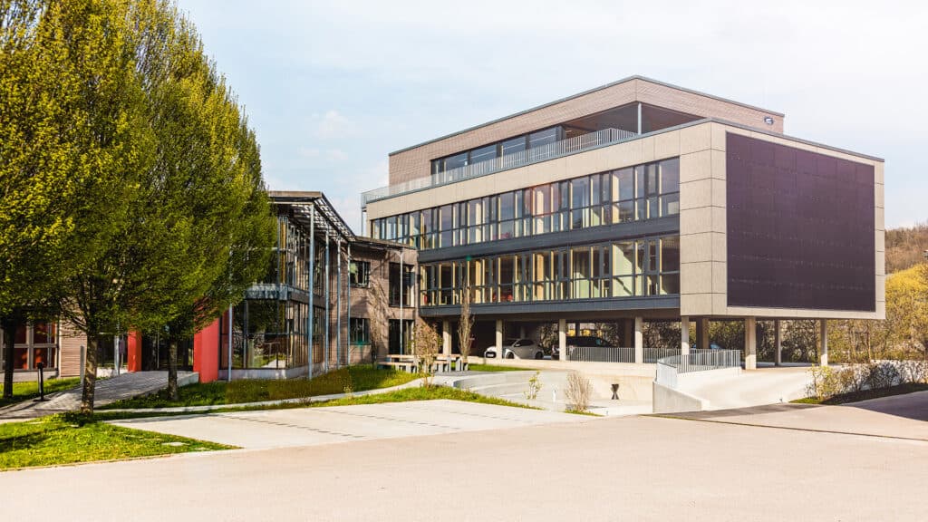 Gewerbebau für das Unternehmen PlanB in Hüttlingen